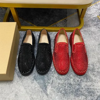 Sapatos de homem de baixo-top do verão fundo vermelho de couro strass rebites de mulheres pedal de amor de casal de Pé, cobrindo sapatos de Desporto