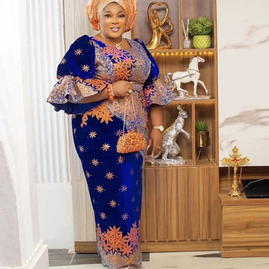Moda Africana De Veludo Tecido Do Laço De 5 Jardas De Alta Qualidade Vestido De Noite De Luxo Com Paetês Bordados Nigeriano Tecido De Renda 2023